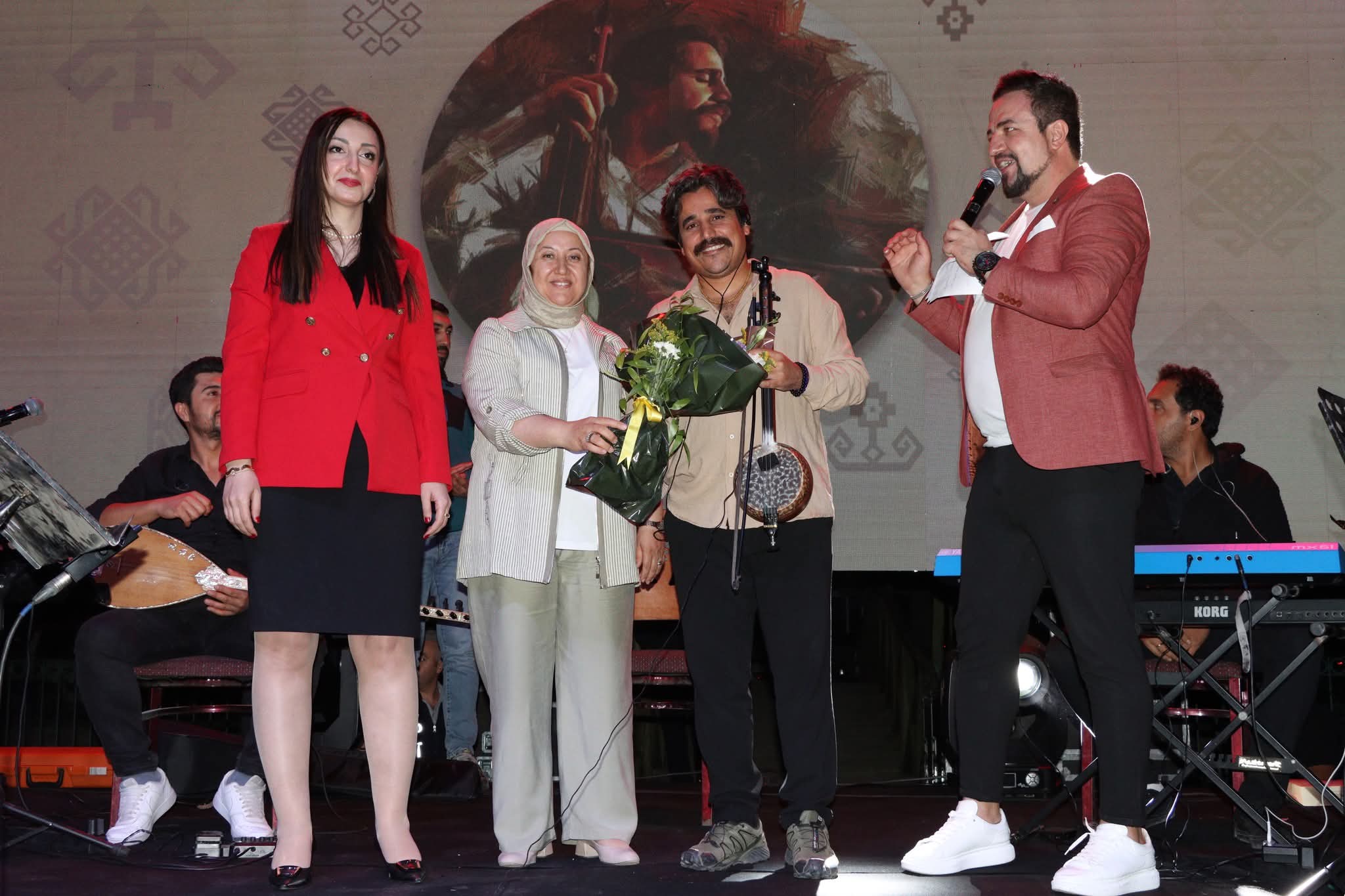 İscehisar’da “Halk Konseri” Coşkusu