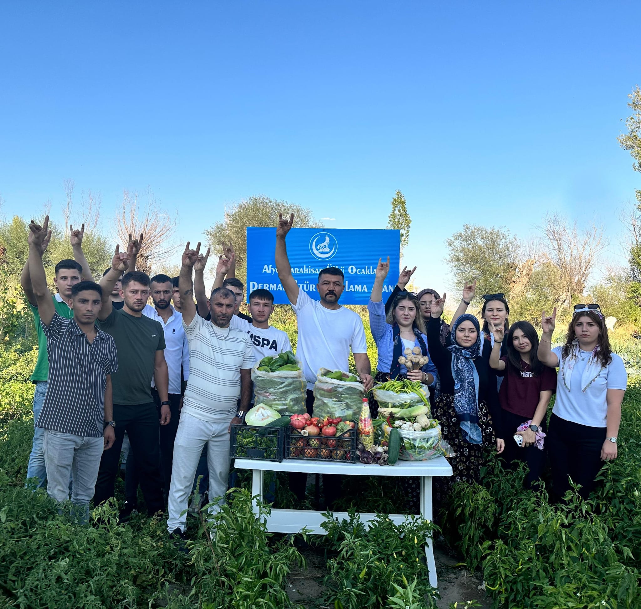 Ülkü Ocakları, Ata Tohumu’ndan İlk Hasadı Elde Etti