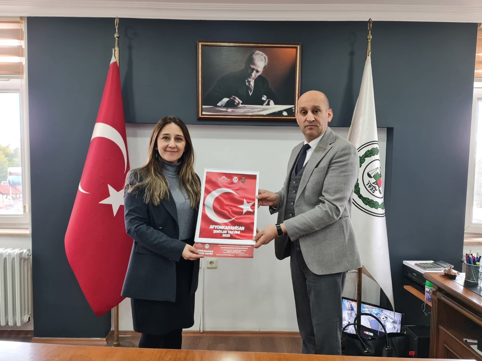 Şehit Ailelerinden Baro Başkanı Göktürke Teşekkür