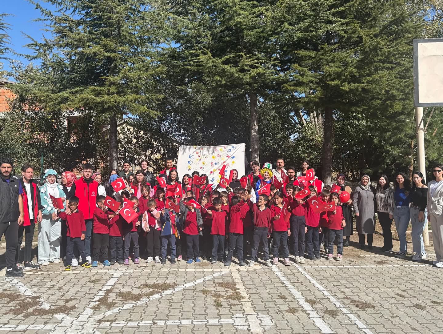 Oyun Arkadaşım Projesiyle Minik Kalpler Cumhuriyet Coşkusunu Yaşadı